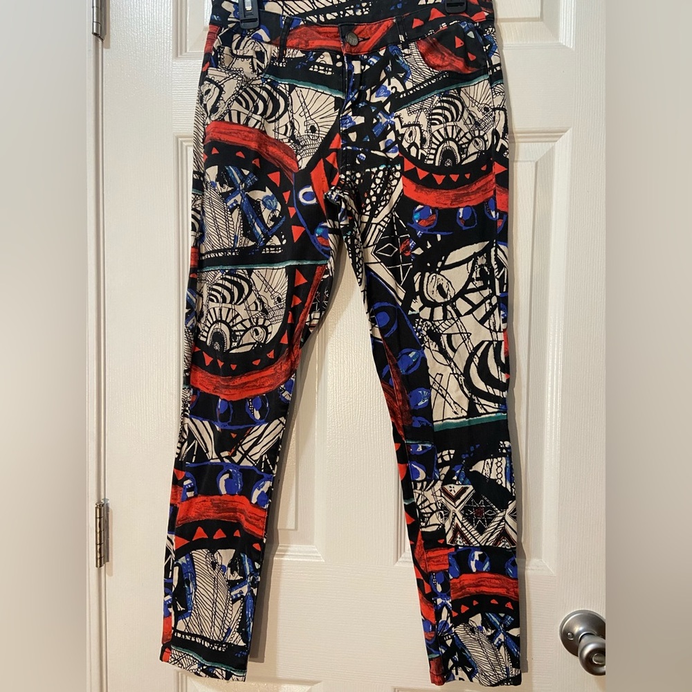 Desigual Fun Printed Pants/ Straight to Skinny Legs/ Super Stretchy/ Size 30